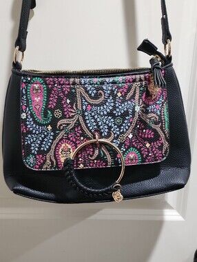 Beautifully Carlos Santana by Carlos Santana Mia Zip Cross Body Bag